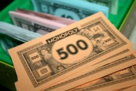 GRA MONOPOLY SHREK'S ADVENTURES EDYCJA LIMITOWANA DLA KOLEKCJONERA J. ANG