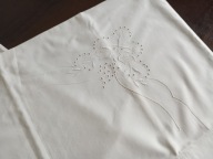 POSZEWKI BAWEŁNIANE HAFTOWANE 78 / 72 cm.PIĘKNE.