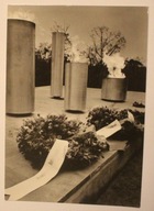 POMNIK BOHATERÓW WESTERPLATTE 1939 - 1945, Znicze symbolizujące, CZYSTA