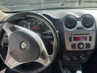 Alfa Romeo MITO - deska rozdzielca (ala-KARBON)/boczki/plastiki