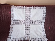 Piękny , biały obrus ( serweta ) z elementami koronki - 80cm x 50 cm !