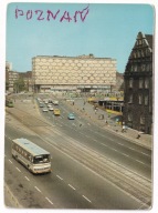 Poznań Hotel Orbis Merkury NEONY autobus AutoSan tramwaje Żuk 1977r.
