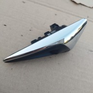 KIERUNKOWSKAZ KAMERA W BLOTNIK PRZOD PRAWY TESLA MODEL 3 1125107-77-C