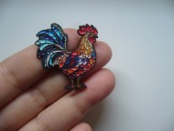 PIN PRZYPINKA BROSZKA KOGUT W STYLU WITRAŻOWYM