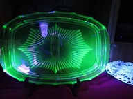 Szkło urananowe. Taca ozdobna. Przed 1945r.