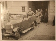 ŻOŁNIERZ. WOJSKOWY, WOJSKOWI - AUTO WOJSKOWE - CIEKAWA FOTOGRAFIA