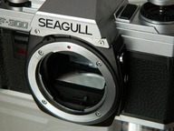 NR.26.LUSTRZANKA SEAGULL DF-300 50MM (MINOLTA X-300) JAK NOWY IGŁA