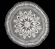 SERWETKA - szydełkowa, koronka do koszyczka - ręcznie robiona - 31cm