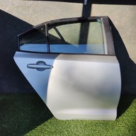 TOYOTA COROLLA E21 DRZWI TYLNIE PRAWE SEDAN 1F7