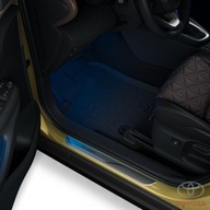 TOYOTA OE PW210-0D074 Dywaniki gumowe Yaris Cross 2021