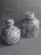 KARAFKA BUTELKA Z KORKIEM ZAKRECANYM WIETNAM RECZNIE MALOWANA LATA 70