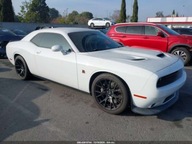 Dodge Challenger 6.4 492 KM Scat Pack RT, RWD, alcantara, z Kalifornii, ma