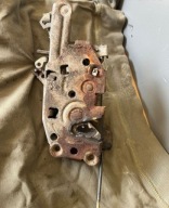 Chevrolet Corvette C3 zamek drzwi lewych kierowcy #686