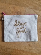 mała kosmetyczka z nadrukiem