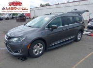 Chrysler Pacifica Hybrid Touring L 2018 3.6 Hybryda 287KM