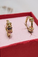 Okrągłe srebrne kolczyki pozłacane z zawieszkami z kolorowymi cyrkoniami