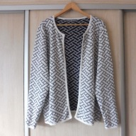 Sweter narzutka r. 46