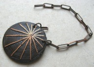 Metaloplastyka Józef FAJNGOLD : BROSZKA ala PIKASIAK - MIEDŹ lata ok. 1960