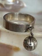 Pierścionek obrączka stary srebrny 800 ruchomy piłka kulka