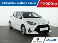 Toyota Yaris 1.5 VVT-i Hybrid, Salon Polska