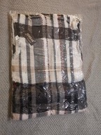 JORDAN duża cienka chusta / apaszka szal 140x140 cm biel/czerń/czerwony/beż