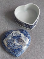 PORCELANOWA SOLNICZKA KOGUT KOGUTEK FIGURKA ŁOMONOSOW ZSRR ŁADNE ZDOBIENIE