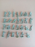 Żołnierzyki amerykanie 27 sztuk figurki 1:72 PRL