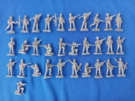 Desant Rosyjski 31 sztuk 1:72 żołnierzyki figurki PRL