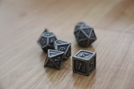 Metalowe kości RPG Wodzinsky - "Żelazny Szept" + woreczek