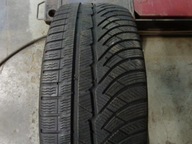 1 Opona zimowa Michelin Pilot Alpin 4 225/45R18