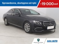 Mercedes E E 200 d, Salon Polska, Serwis ASO