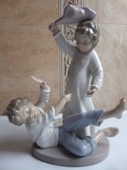 LLADRO seria NAO dzieciąca zabawa kolorowa sygnowana figurka