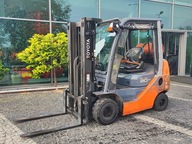 Wózek widłowy kompaktowy Toyota 02-8FGKF20 2 tony triplex 4,3 m LPG 2014