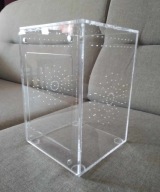 Terrarium z pleksiglasu, otwierane od przodu, 13x13x20 cm z magnesami.