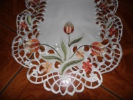 Owalny bieżnik z haftem , tulipana - 39 cm x 80 cm