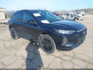 Ford Escape 2.0 benzyna 242KM 4X4 wersja ST-Line Elite z ubezpieczalni