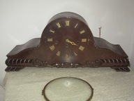 UROCZA OBUDOWA ZEGARA plus mechanizm w środku