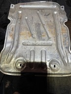 VW GOLF 8 VIII OSONA PODWOZIA 5Q0825230K