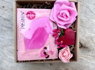 Prezent na Dzień Kobiet Mini Box Prezentowy Maseczka Róża Zestaw 8 marca