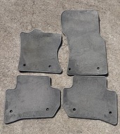 Jaguar F-Pace X761 2016 - 2020 dywaniki welurowe szare oryginalne komplet