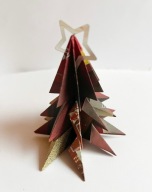 Choinka z papieru z gwiazdką czekoladowa