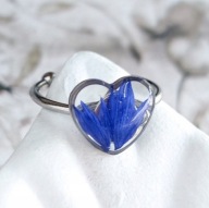 Pierścionek regulowany z chabrem, serce z kwiatami, prezent dla dziewczyny