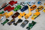 RESORAKI METALOWE SAMOCHODZIKI AUTA ZESTAW 30 szt.