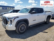 Toyota Tundra 2024, 3.4L, 4x4, CREWMAX SR, od ubezpieczalni 3.4 Benzyna
