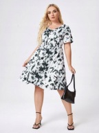 Tanio !_NOWA elegancka WYSZCZUPLAJĄCA sukienka_WYGODNA podatna_lycra r.48