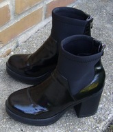 Aotoria damskie czarne lakierowane botki za kostkę 40