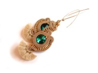 KOLCZYKI SUTASZ rybki chwost beżowe zielone złote