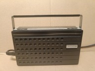 UNIVERSUM TRN 3246 ( radyjko bez anteny i kabla zasilającego )