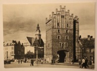 OLSZTYN. Wysoka Brama z XIV w. - obecnie schronisko PTTK, CZYSTA, 1966 rok