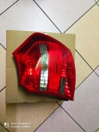 PRAWA TYLNA LAMPA BMW E87 316i 7164956
